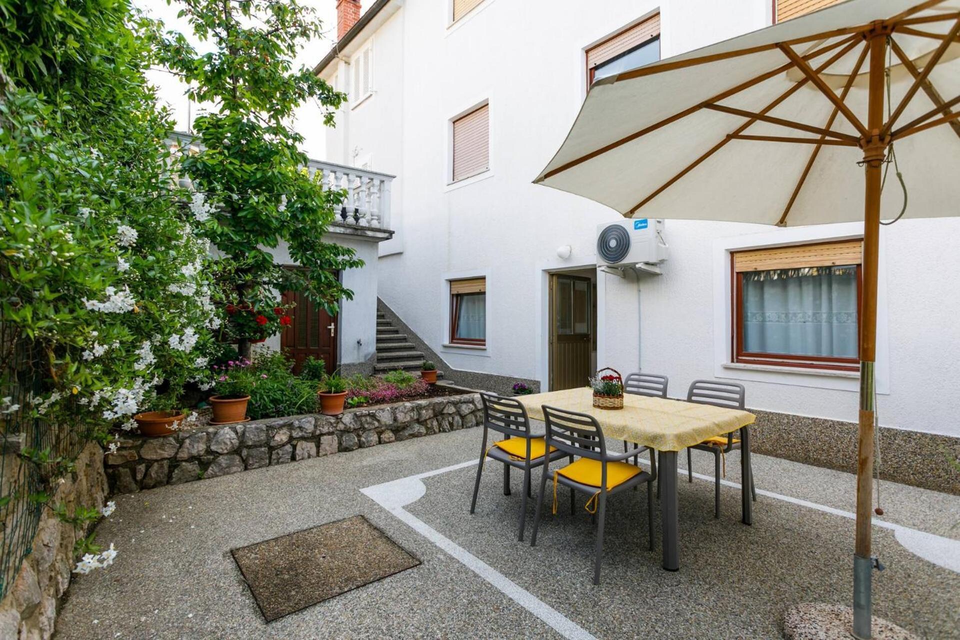 Apartments Paradiso Đảo Krk Ngoại thất bức ảnh